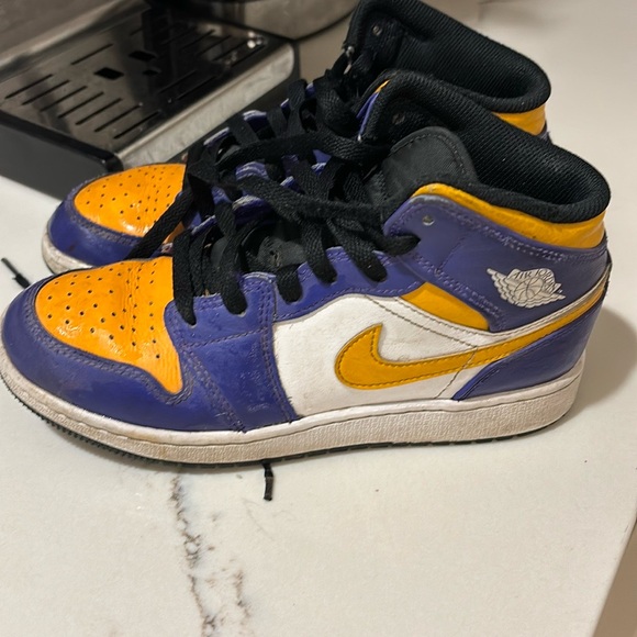 Jordan 1 sneakers - Picture 5 of 5